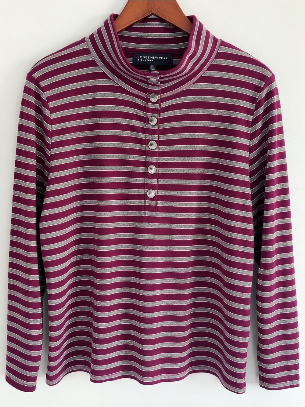 Jones New York Burgundy & Gray Striped Long-Sleeve Henley